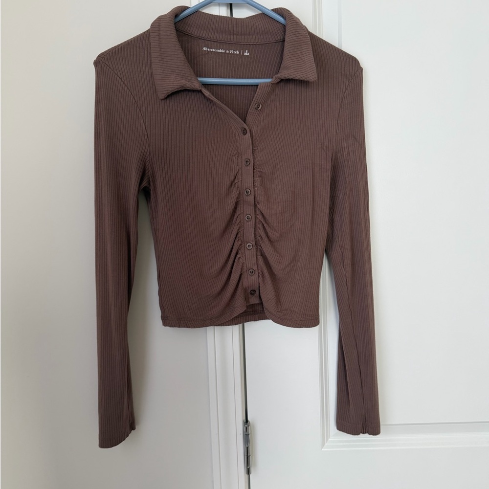 Abercrombie and Fitch scrunched button up